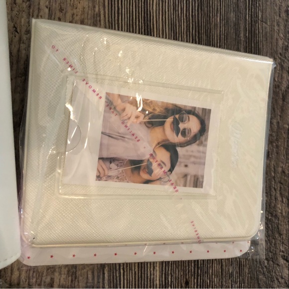 Digipower  Instant Camera Accessory KIT never used - Picture 4 of 9